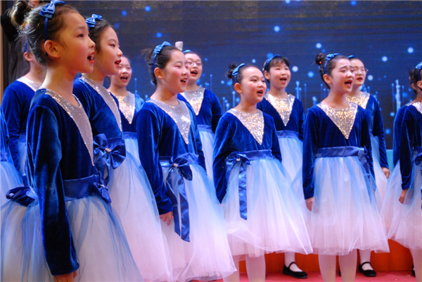 山東即墨：校園大合唱喜迎新年