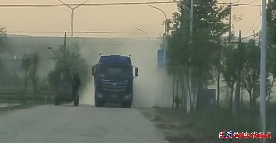 江蘇東海：惠民工程為何要保密 道路揚(yáng)塵竟然無(wú)人管？