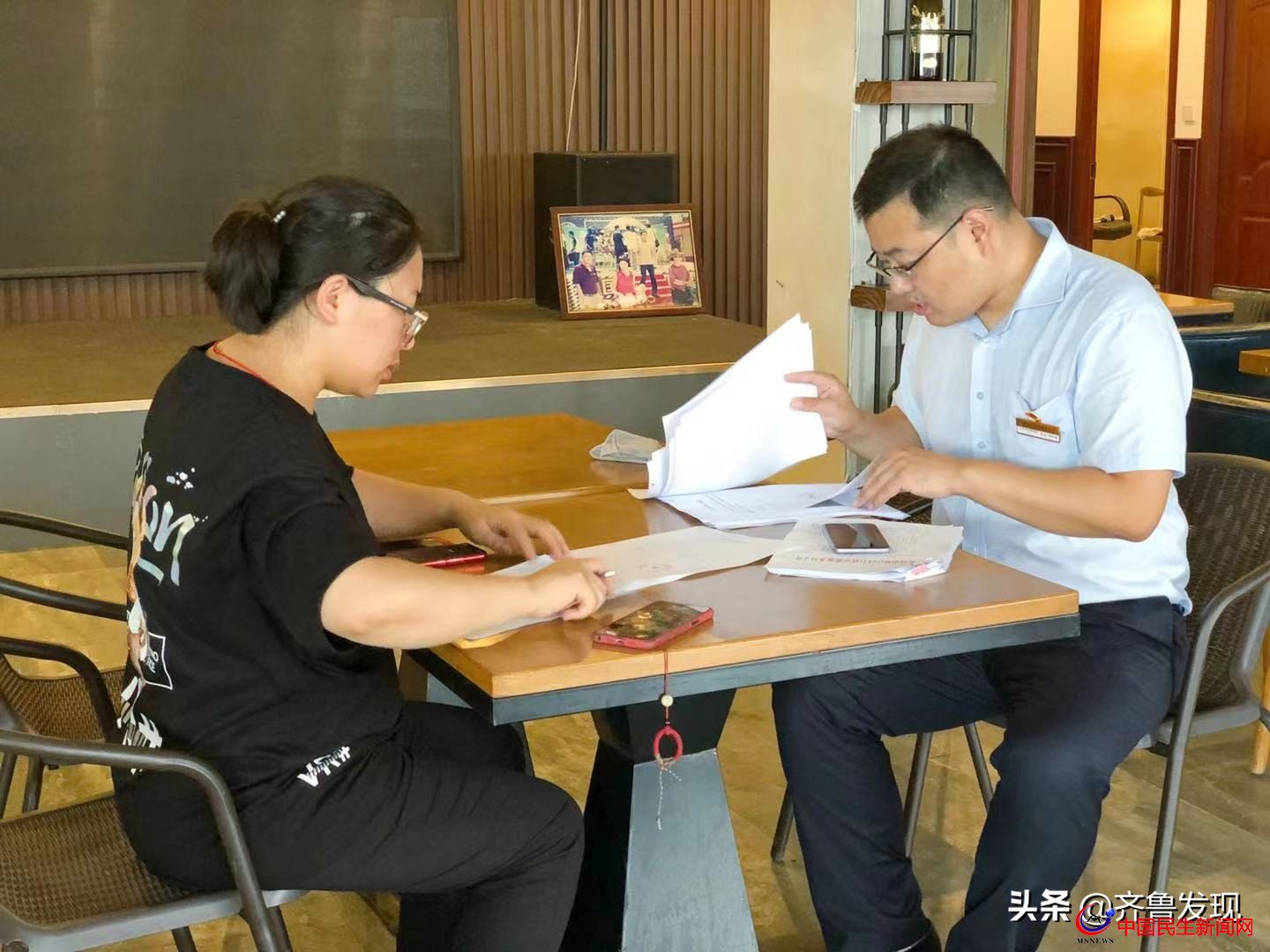 區(qū)行政審批局量身定制、上門服務(wù)，助力嶗山會場文藝表演順利進行