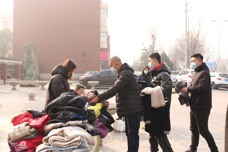 嶗山區(qū)：愛心接續(xù)傳遞，“冬衣暖人心”品牌熠熠生輝