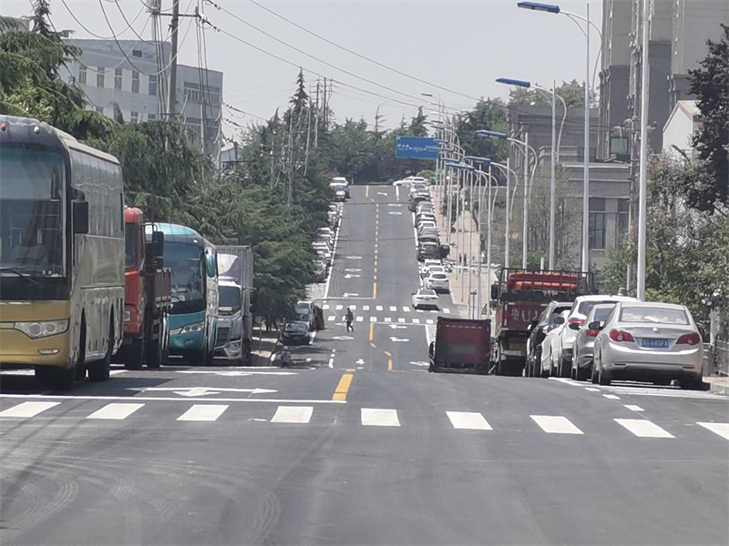 嶗山區(qū)：新宏路整治提升完成，今日通車