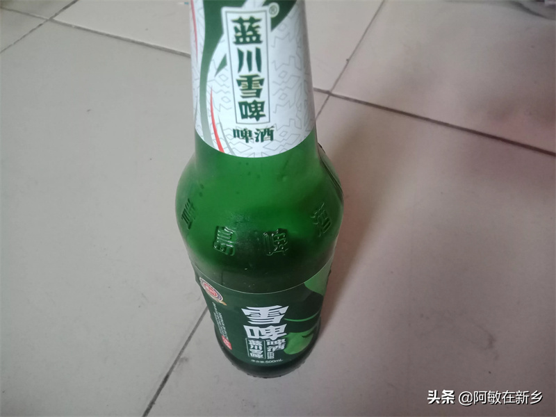 青島啤酒瓶子裝藍(lán)川啤酒 律師：這樣的包裝涉侵權(quán)