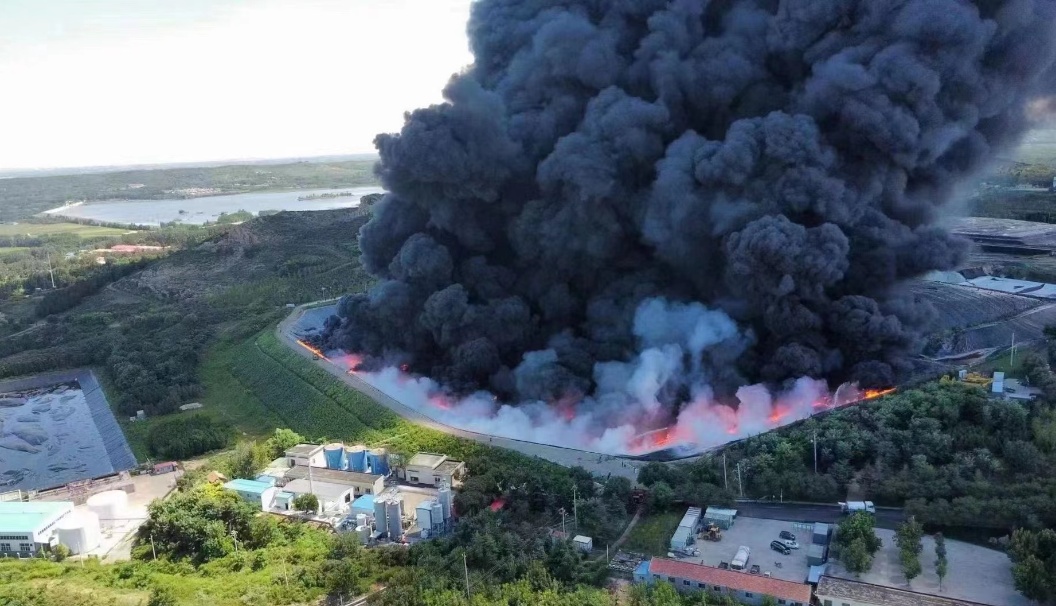 追蹤：山東濰坊市濰城區(qū)垃圾場(chǎng)“火災(zāi)后”屬地相關(guān)部門(mén)，一問(wèn)三不知