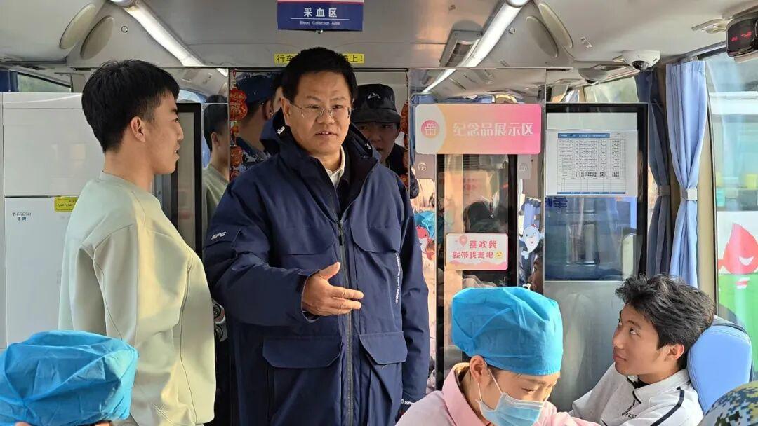 青春熱血燃！338位師生匯聚愛的港灣，熱血傳遞青春力量